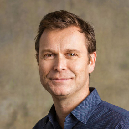 Professor Luis Bettencourt